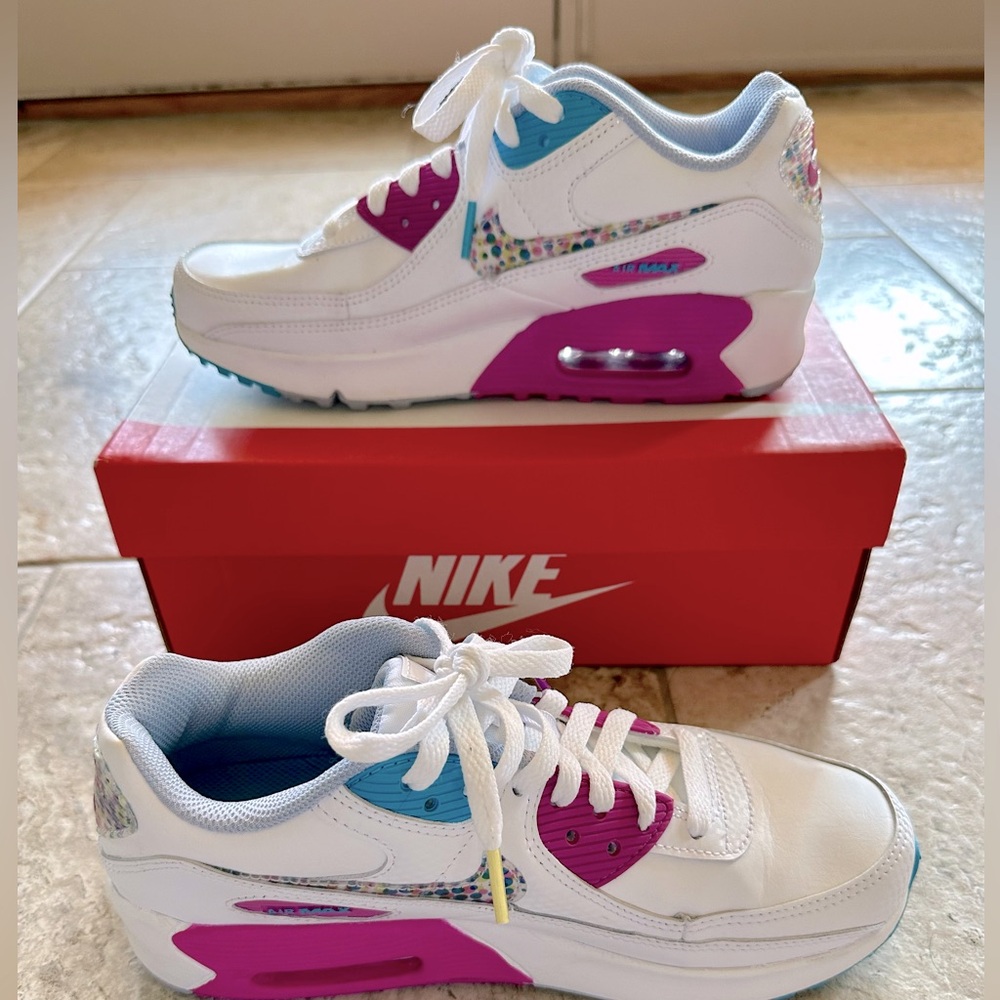 Nike Air Max 90 LTR SE White/Multi-color. 7 Ladies; 6 Youth; 38.5 Eur. New! - Picture 5 of 6